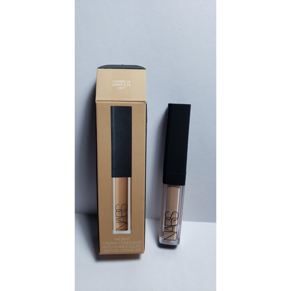 NARS Radiant Creamy Concealer Mini .05 oz Chantilly Size Brand New In Box